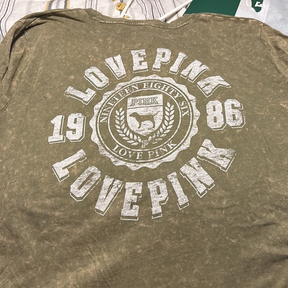 Medium PINK basic tee - Picture 3 of 3